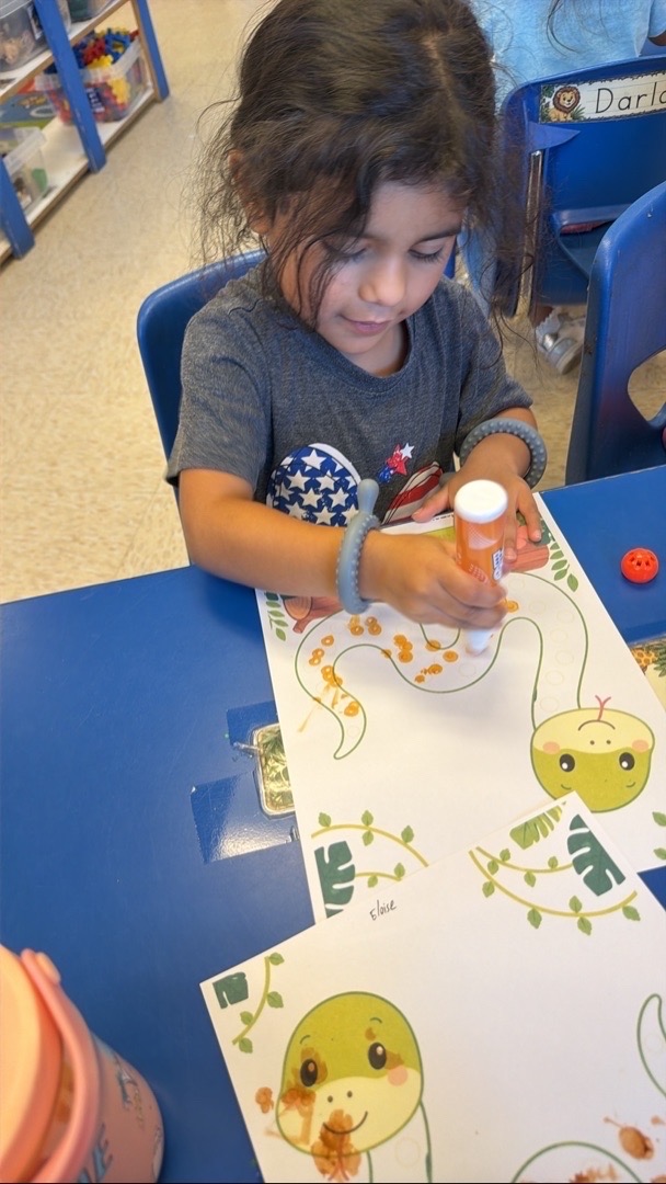Dab, dot, create at Kingston Academy
